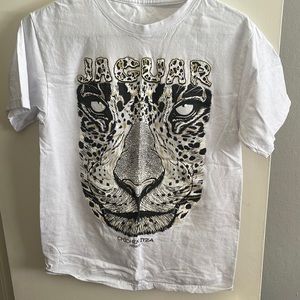 medium tee men